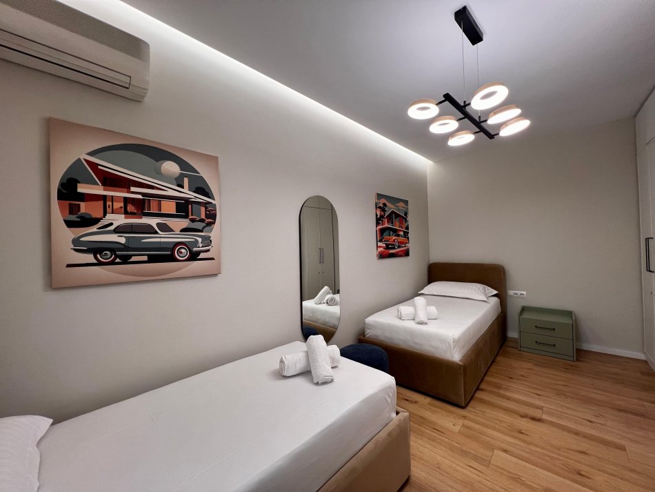 Tirane, jepet me qera apartament 2+1+Ballkon Kati 3, 80 m² 800 € (Shkolla Osman Myderizi pranë Ambasadës Amerikane)