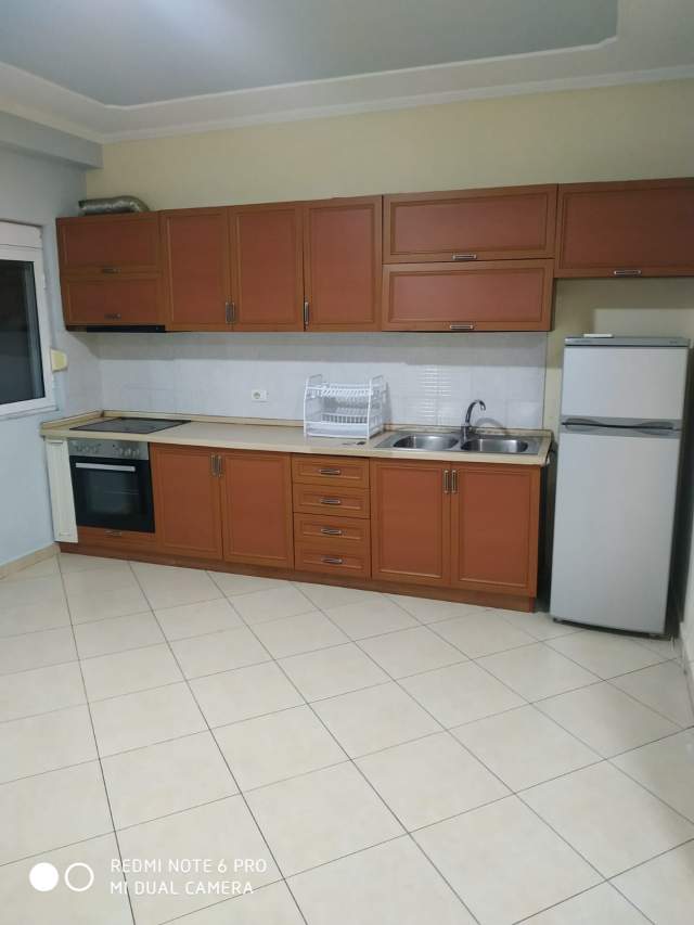Tirane, jepet me qera apartament 2+1+BLK Kati 4, 105 m² 35.000 Leke