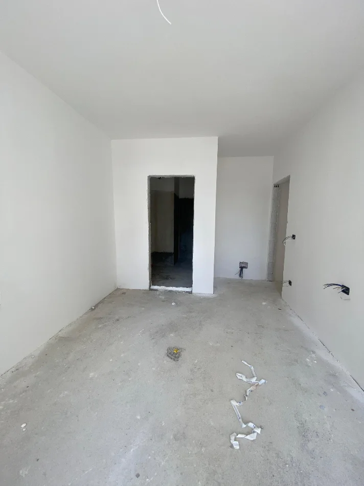 Tirane, shitet apartament 2+1 Kati 3, 104 m² 120.000 € (Univers city)