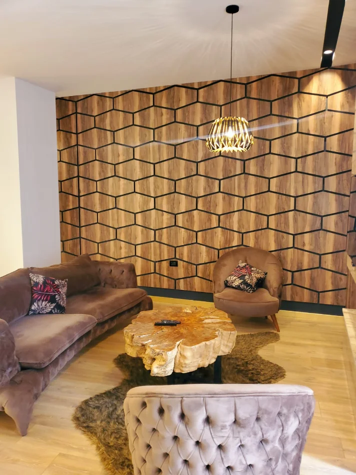 Tirane, jepet me qera apartament 2+1+Ballkon , 123 m² 1.800 € (Park Gate, Rruga e Elbasanit)