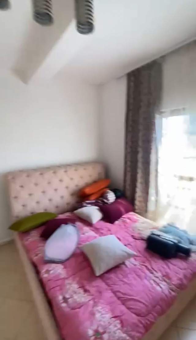 Tirane, jepet me qera shtepi 2+1 Kati 2, 90 m² 30.000 Leke (rruga Burgut)