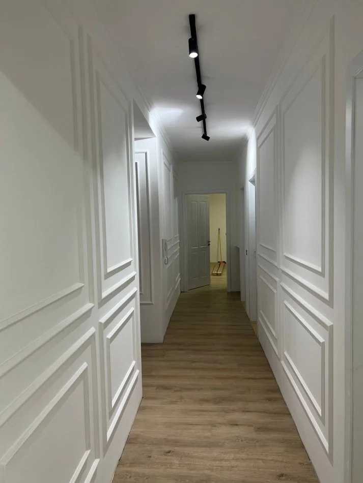 Tirane, shitet apartament 2+1 Kati 6, 105 m² 135.000 € (Rruga Tom Plezha)