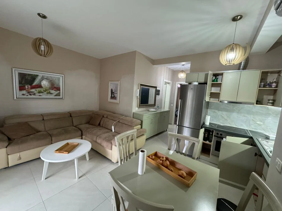 Durres, shitet apartament 2+1 Kati 0, 72 m² 270.000 € (VALAMAR)
