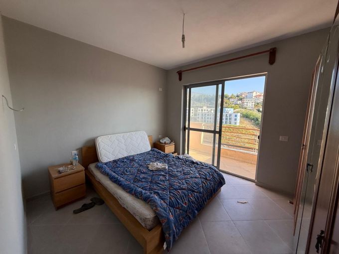Tirane, jepet me qera apartament 2+1+Ballkon Kati 2, 109 m² 350 € (tek Oxa ne Fresk)