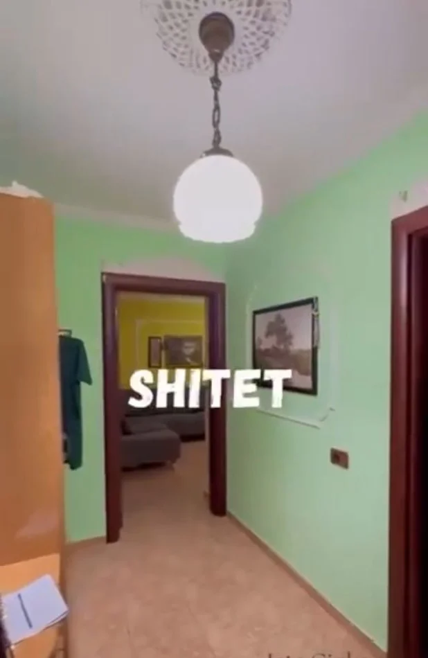 Tirane, jepet me qera apartament 3+1+Ballkon Kati 1, 90 m² 500 € (Kinostudio)