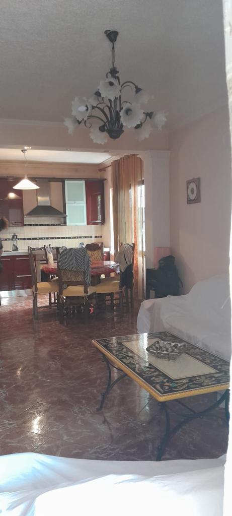 Tirane, jepet me qera apartament 4+1+A+BLK Kati 2, 320 m² 450 Euro (Siri kodra)