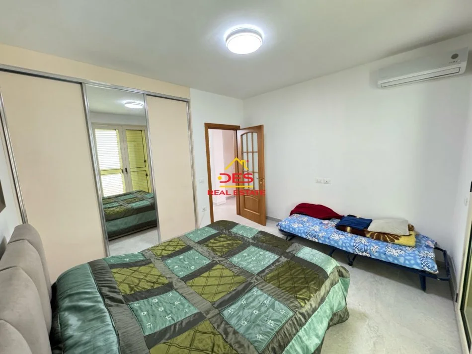 Vlore, shitet apartament 2+1+Ballkon Kati 0, 114 m² 200.000 € (Rruga Murat Tërbaçi)