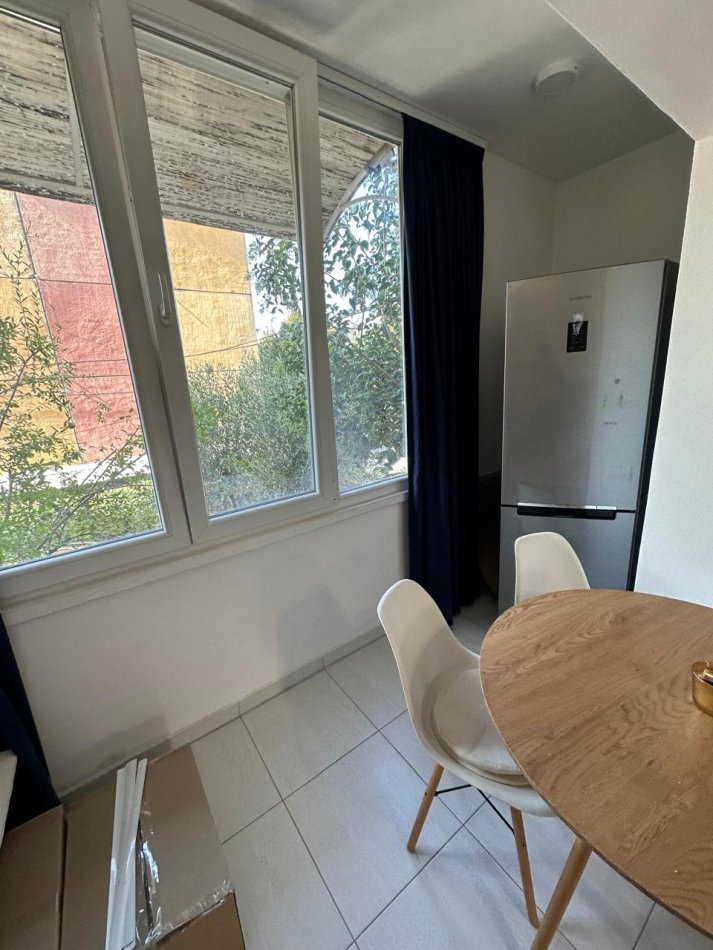 Tirane, shitet apartament 1+1 , 52 m² 102.000 € (Oxhaku)