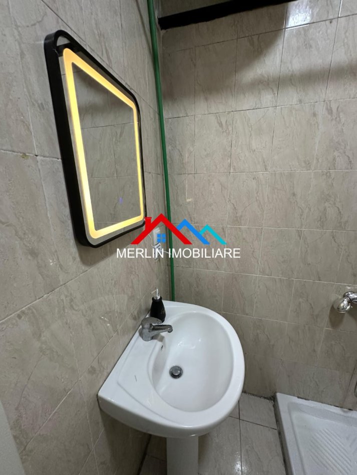 Shqiperi, jepet me qera apartament 2+1+Ballkon Kati 6, 78 m² 516 € (DON BOSKO)