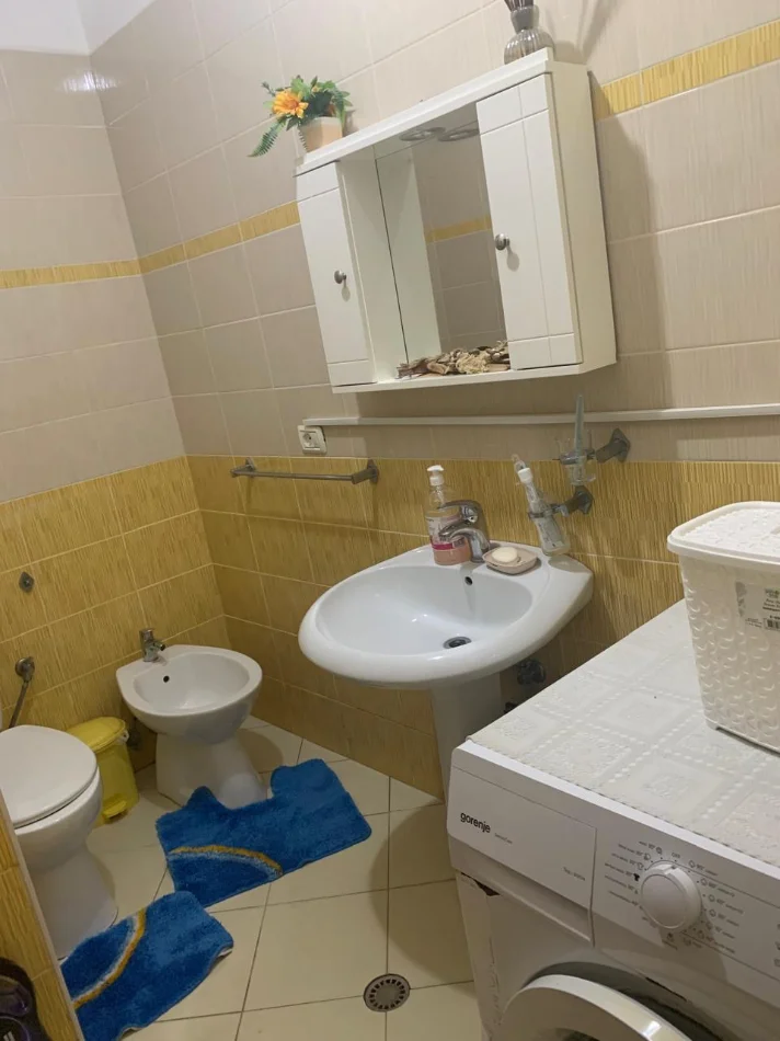 Tirane, shes apartament 2+1+Aneks+Ballkon Kati 2, 109 m² 170.000 € (Rruga Muhamed Deliu, prane Thesarit, Fresku)