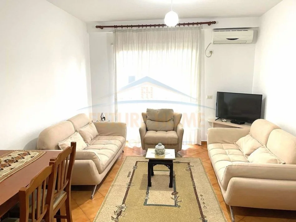 Tirane, jepet me qera apartament 2+1 Kati 3, 100 m² 480 € (rotondo e astirit)
