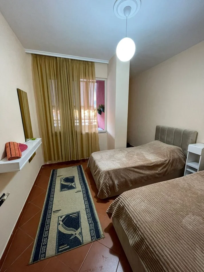 Tirane, jepet me qera apartament 2+1+Ballkon, Kati 7, 85 m2 800 € (Sami Frasheri)