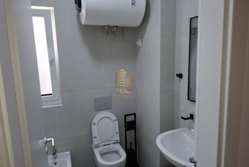 Tirane, jepet me qera apartament 2+1+Ballkon Kati 6, 87 m² 750 € (Kompleksi Aura)