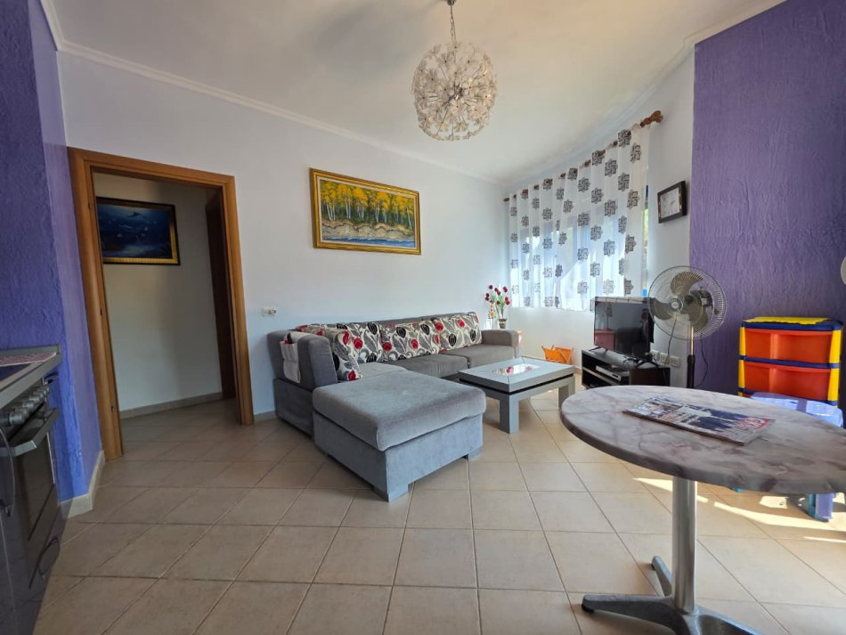 Mali Robit, shitet apartament 1+1 Kati 4, 58 m² 70.000 € (Mali i Robit, Golem)