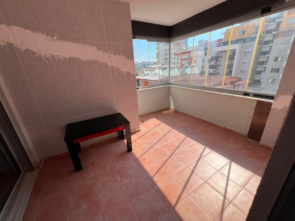 Durres, jepet me qera apartament 1+1+Ballkon , 65 m² 330 € (Florida Pavaresia Plazh)