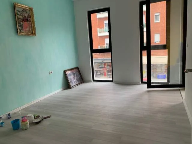 Tirane, jepet me qera apartament 2+1+BLK Kati 1, 100 m² 500 Euro