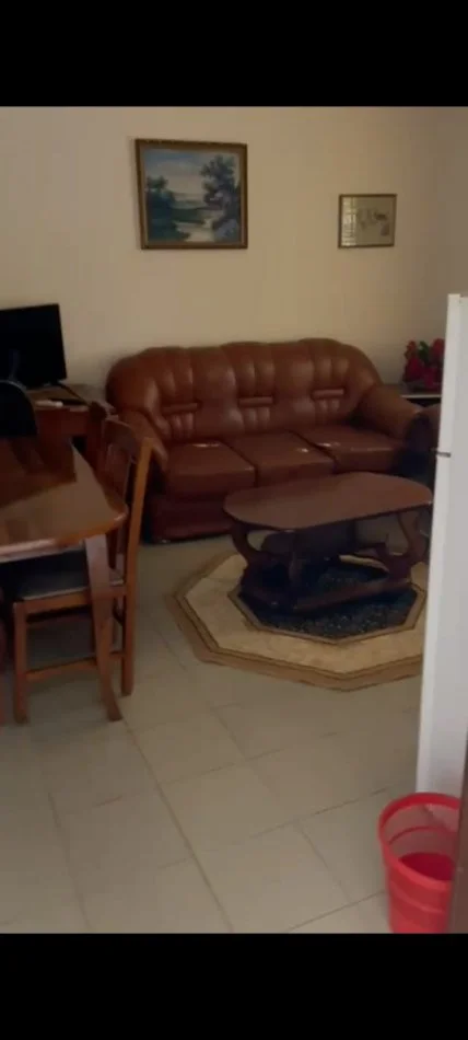 Tirane, jepet me qera shtepi 1+1, Kati 1, 70 m² 400 € (Don Bosko)