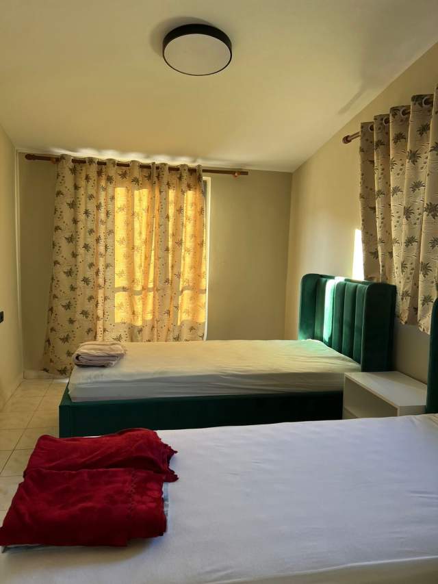 Tirane, jepet me qera apartament 1+1+BLK Kati 3, 60 m² 30000 Leke (Shkolla bashkuar)