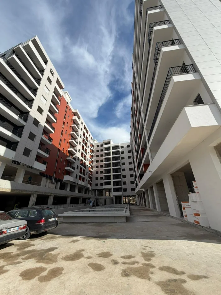 Tirane, shitet apartament 1+1 Kati 3, 72 m² 82.000 € 