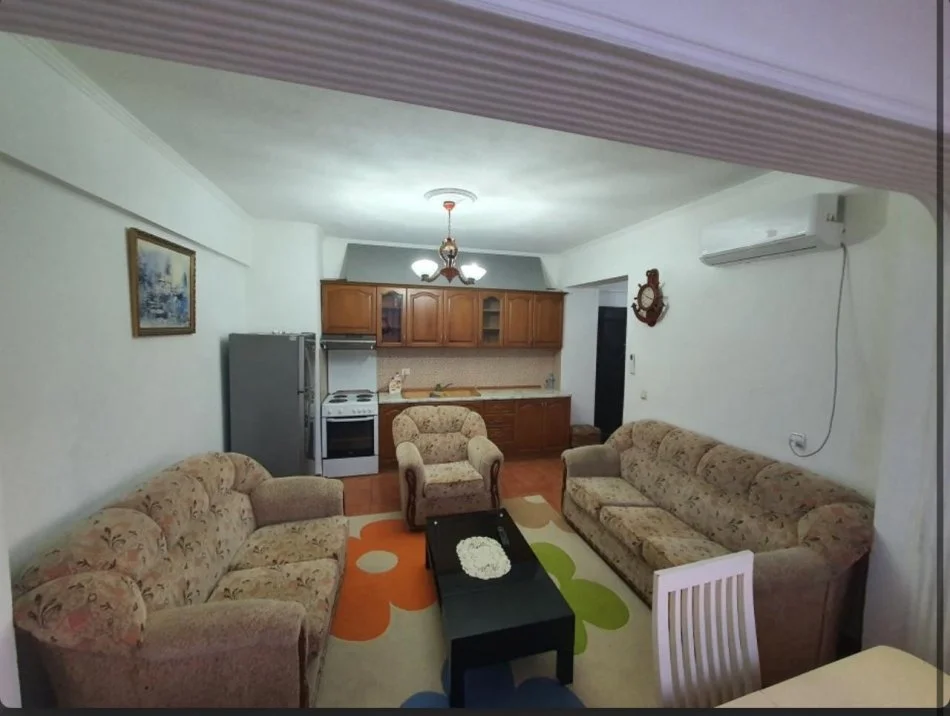 Tirane, jepet me qera apartament 2+1 Kati 4, 48.000 € (Prane Globe)