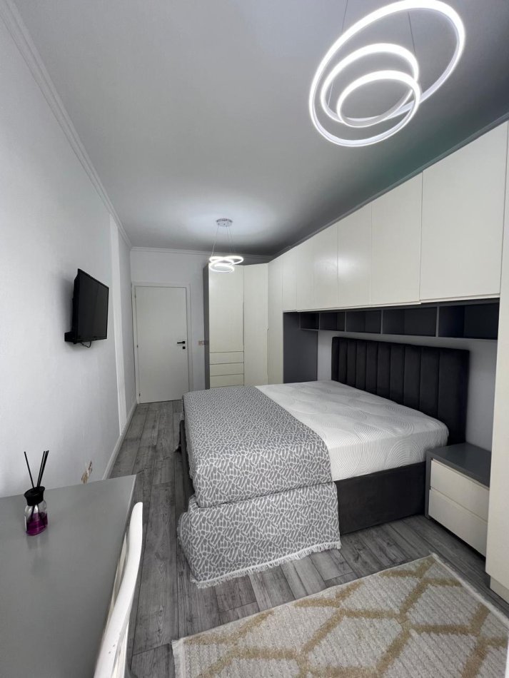 Tirane, shitet apartament 2+1+Ballkon Kati 7, 85 m² 133.000 € (Astir Kompleksi Fratari)