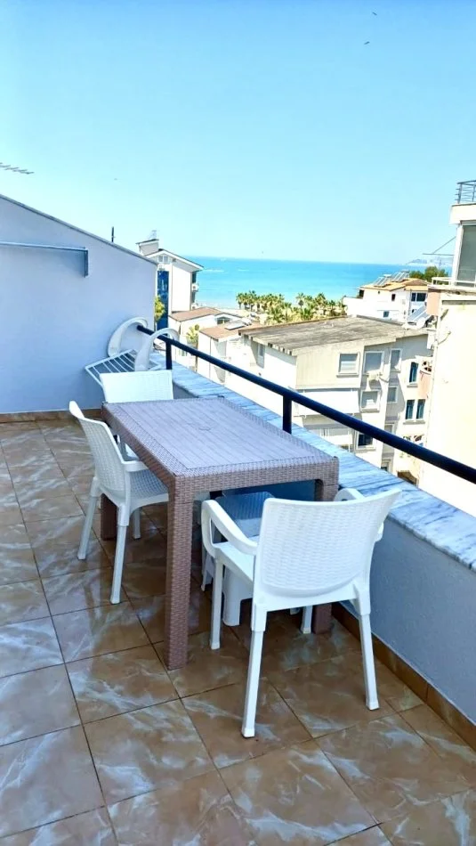 Golem, jepet me qera apartament+verande | Penthouse 1+1+Ballkon Kati 4, 90 m² 800 €