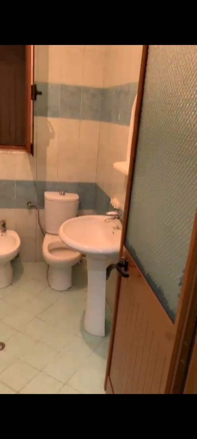 Tirane, jepet me qera apartament 1+1+A+BLK Kati 1, 60 m² 28.000 Leke (BAB REXHA)