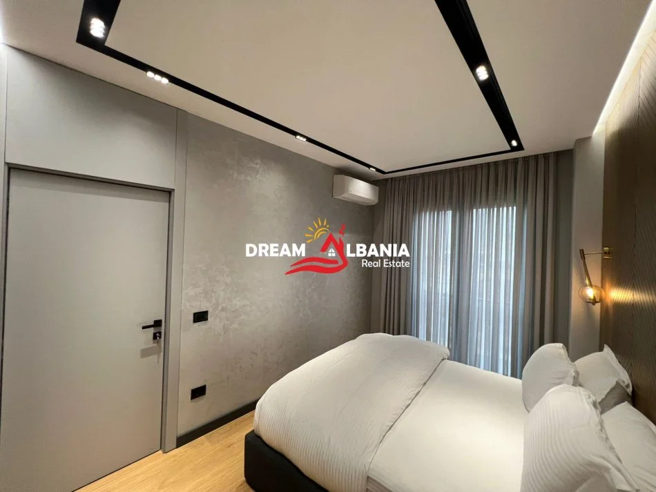 Tirane, jepet me qera apartament 2+1 Kati 6, 95 m² 1.650 € (Qender)