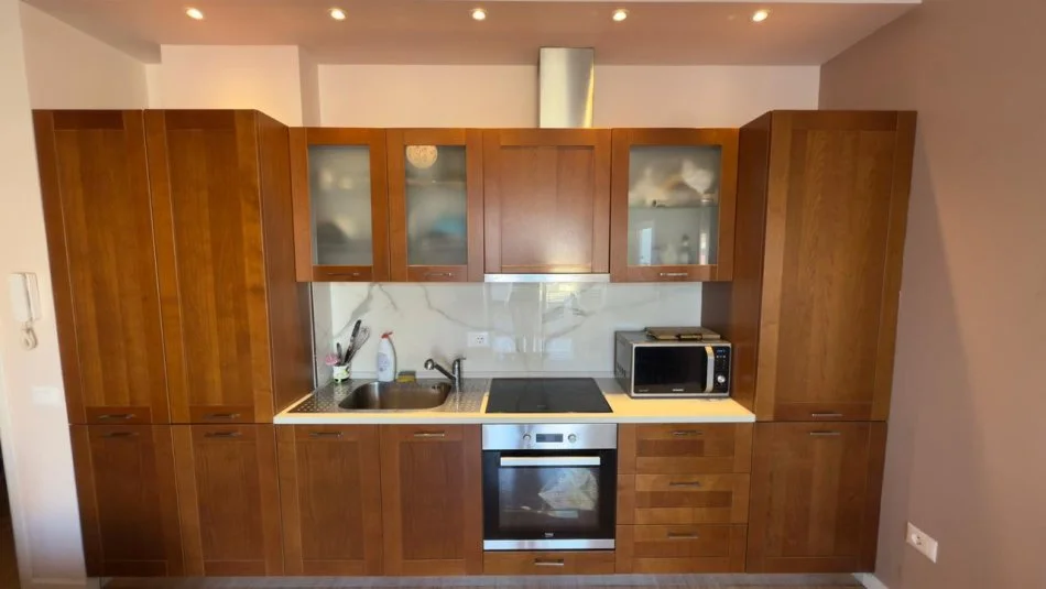 Tirane, shes apartament 2+1+2+verande Kati 7, 98 m² 175.000 €