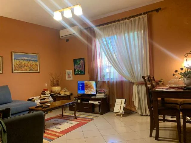 Tirane, shitet Vile 3 Katshe Kati 0, 96 m² 150.000 Euro