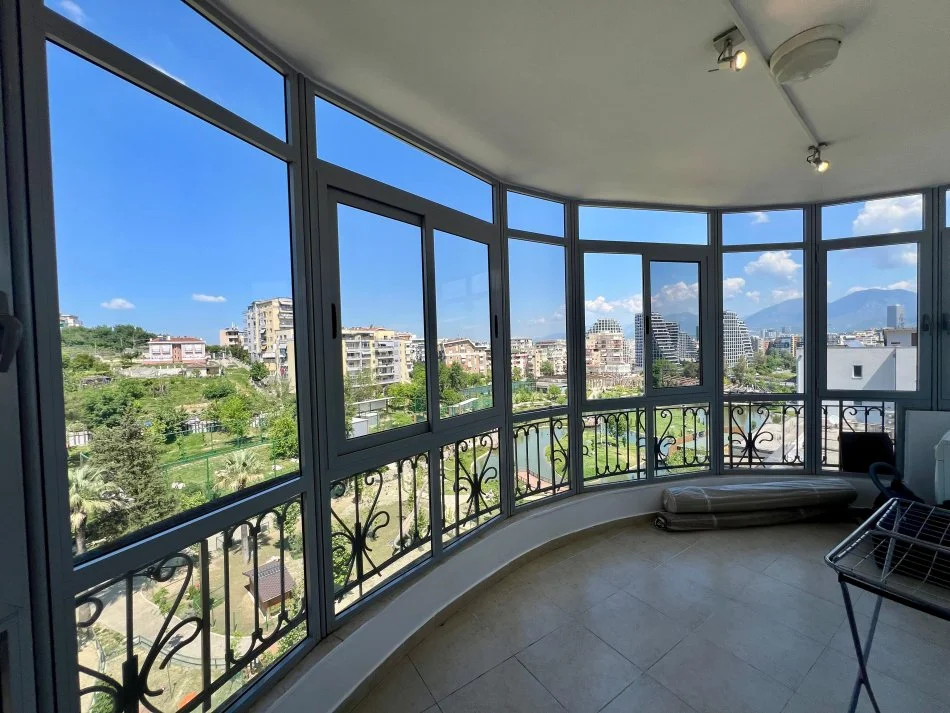 Tirane, jepet me qera apartament 2+1 Kati 6, 105 m² 750 € (Kopshti Zoologjik)