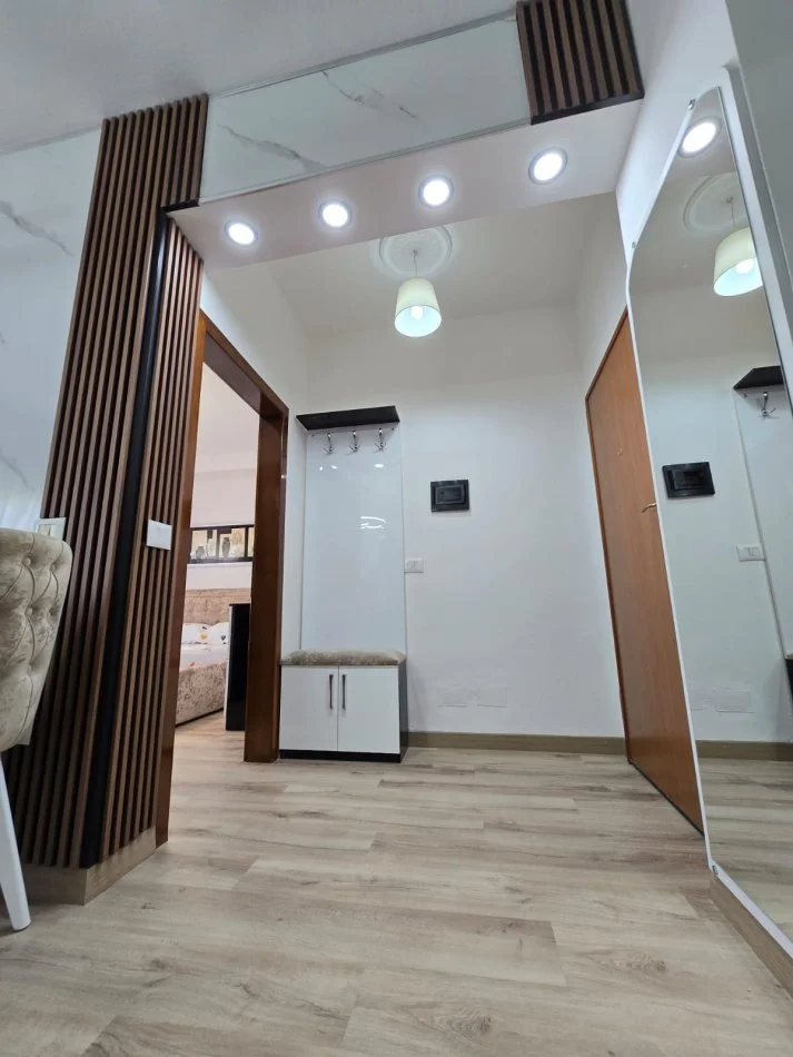 Durres, shitet apartament 1+1+Ballkon Kati 9, 75 m² 97.000 € 