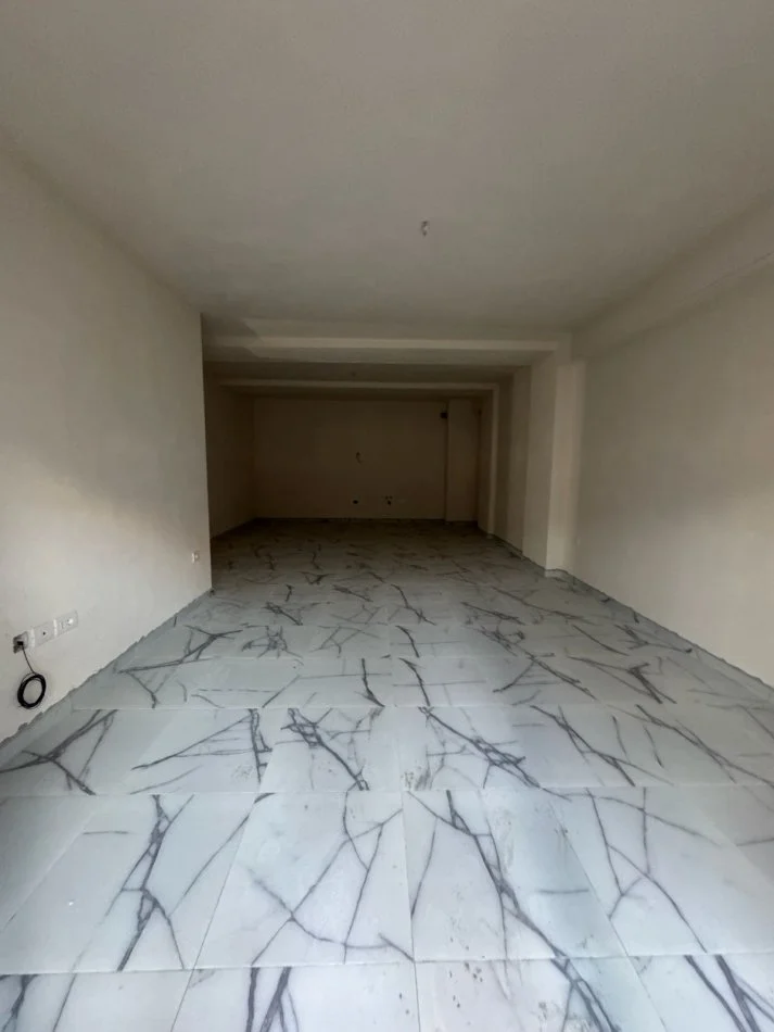 Tirane, shitet apartament 3+1+Ballkon Kati 2, 180 m² 207.800 € (Urban Gate)