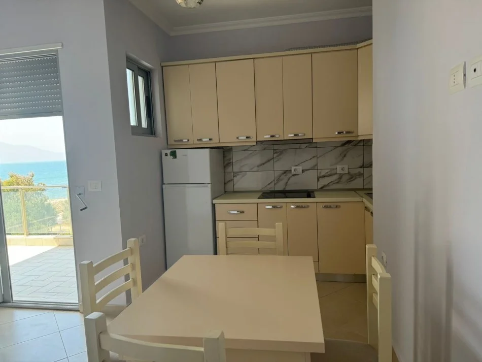 Radhime - Orikum, shitet apartament 1+1+Ballkon Kati 4, 69 m² 141.000 € (Radhim)