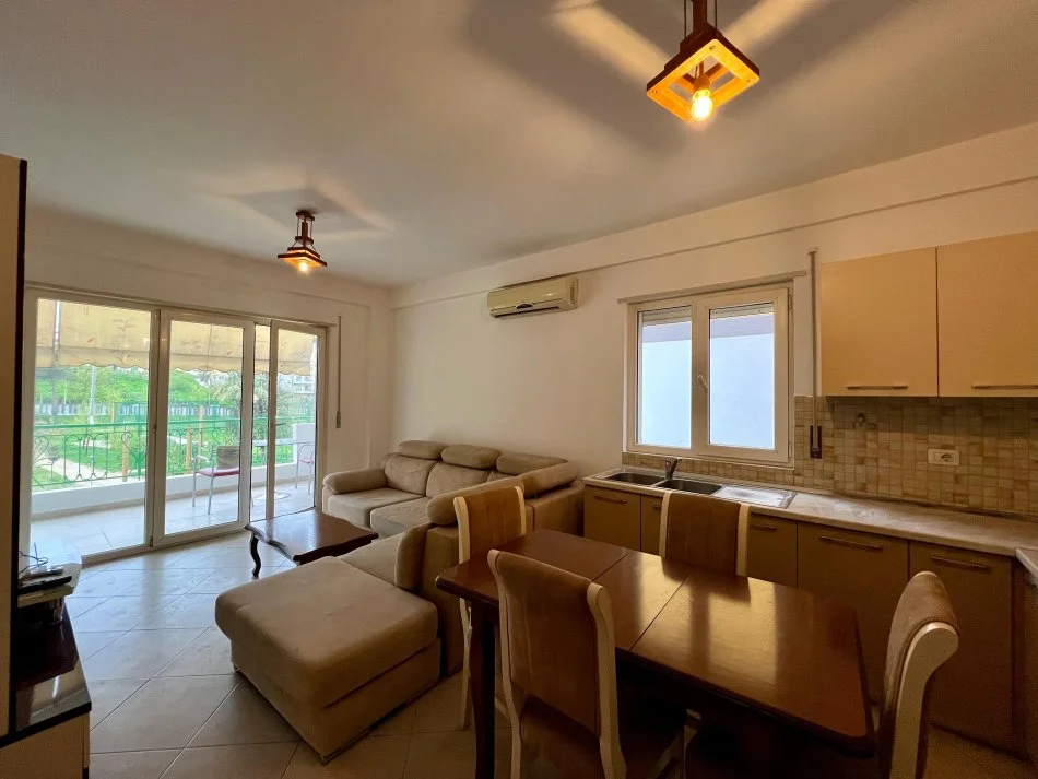 Shqiperi, jepet me qera apartament 2+1+Ballkon Kati 2, 72 m² 600 € (Kopshti Zoologjik - Tirane)