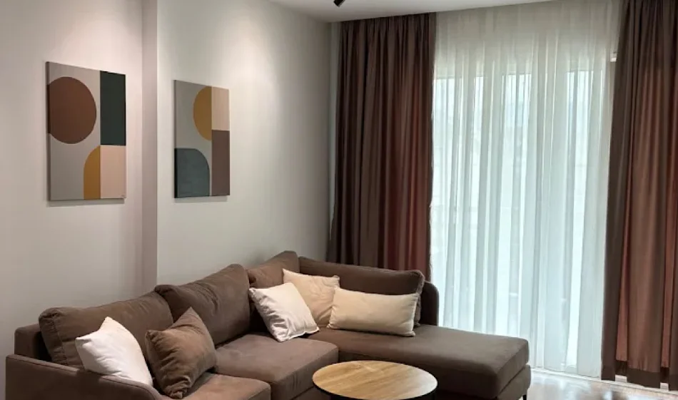Tirane, jepet me qera apartament 2+1 , 62 m² 570 € 