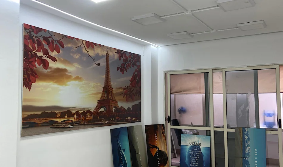 Tirane, jepet me qera apartament 1+1 Kati 3, 76 m² 700 € 