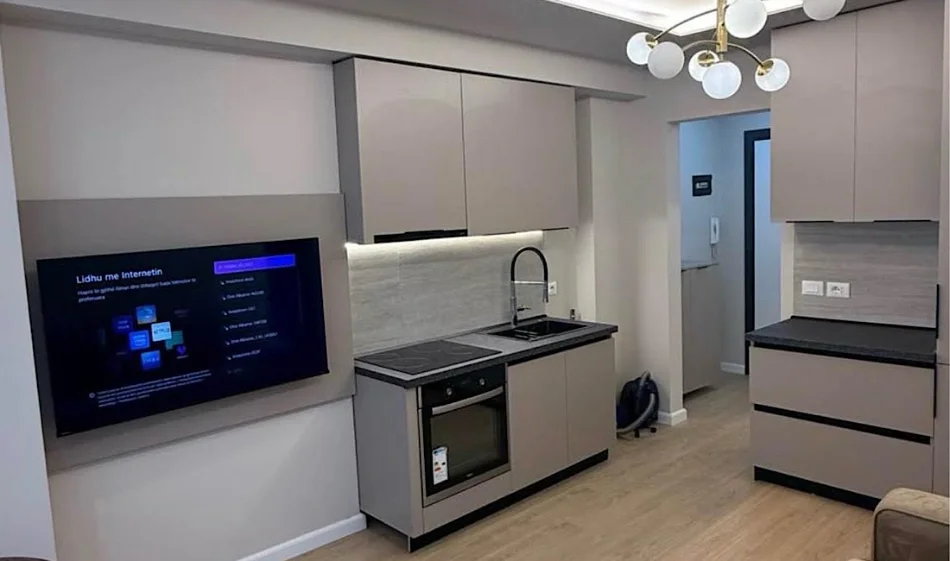 Tirane, jepet me qera apartament 1+1 Kati 2, 50 m² 600 € 