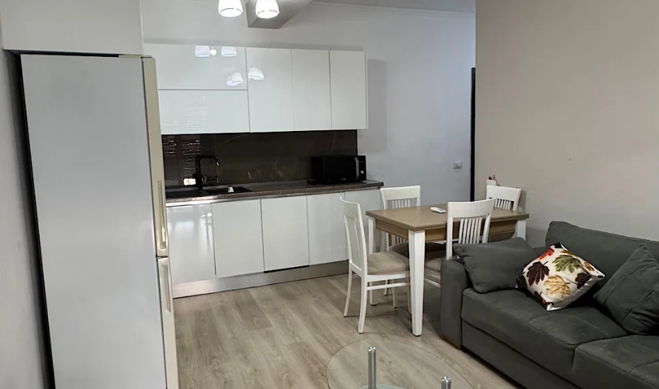 Tirane, jepet me qera apartament 1+1 Kati 6, 62 m² 600 € 