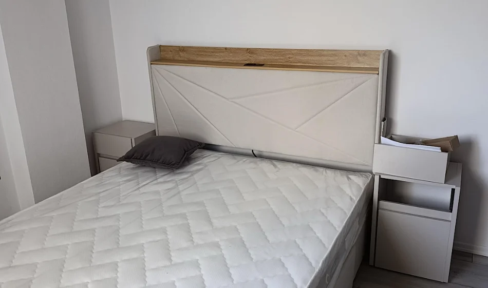 Tirane, jepet me qera shtepi 1+1 Kati 3, 70 m² 450 € 