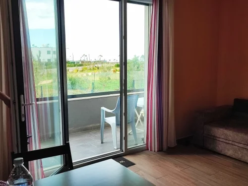 Gjiri Lalezit | Hamallaj, jepet me qera apartament 2+1 Kati 0, 65 m² 50 € (Kompleksi Valamar, Gjiri Lalëzit)