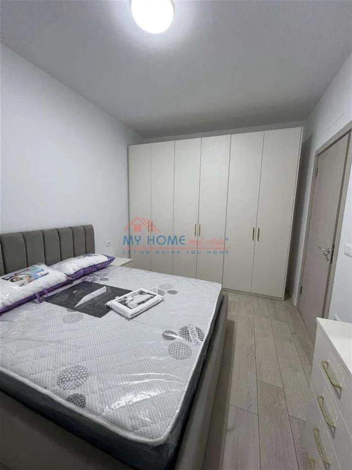 Tirane, jepet me qera 2+1+Ballkon Kati 9, 100 m² 620 € 