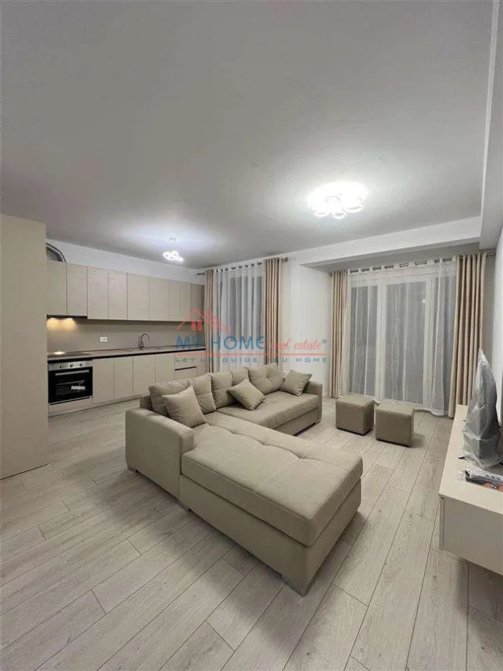 Tirane, jepet me qera 2+1+Ballkon Kati 9, 100 m² 620 € 
