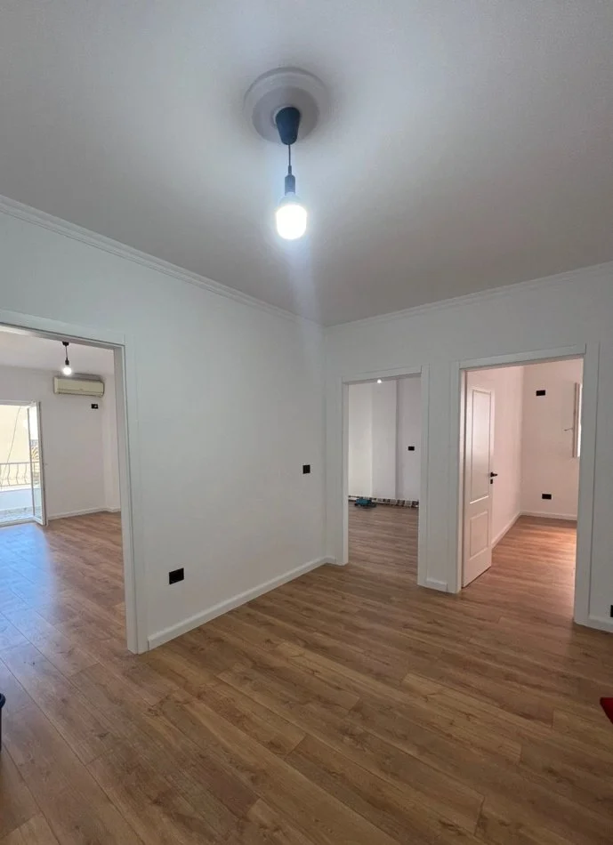Tirane, shitet apartament 2+1 Kati 3, 87 m² 165.000 € (Rr.Ndre Mjeda)