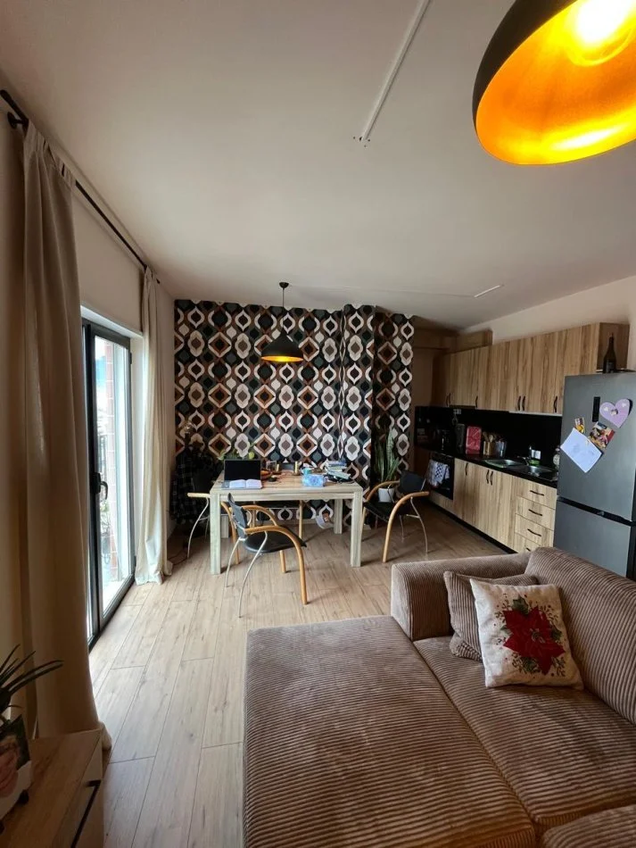 Tirane, jepet me qera apartament 2+1 Kati 8, 91 m² 205.000 € (Selvia)