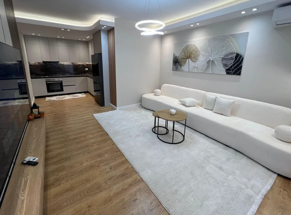 Tirane, shitet apartament 2+1 , 107 m² 167.000 € 