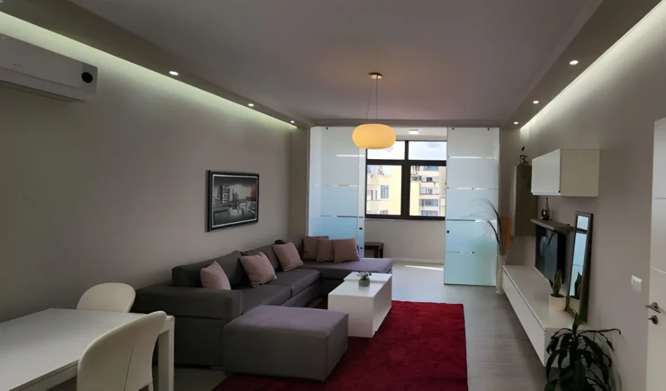 Tirane, jepet me qera apartament 1+1+Ballkon Kati 3, 78 m² 850 € (Rruga Islam Alla)