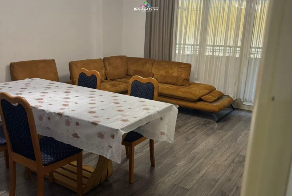 Tirane, jepet me qera apartament 2+1 Kati 1, 90 m² 570 € (teodor keko)