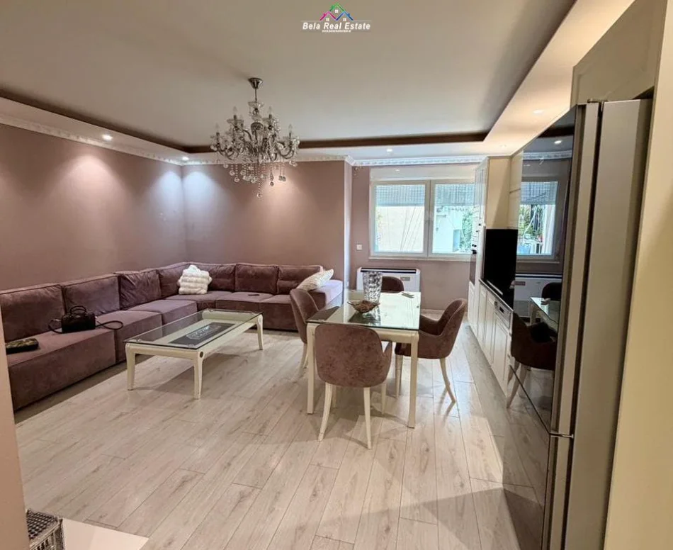 Tirane, shes apartament 3+1 Kati 2, 120 m² 363.000 € (medar shtylla)