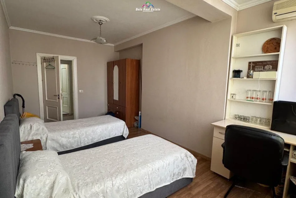Tirane, shes apartament 3+1 Kati 6, 161 m² 222.000 € (mikel maruli)
